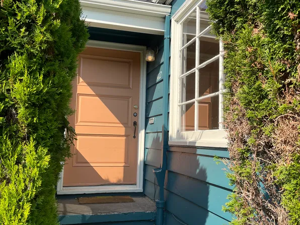 1418 NE 28th Ave #1, Portland, OR 97232