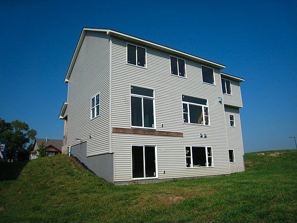 2nd image of 314 16th Ave SE