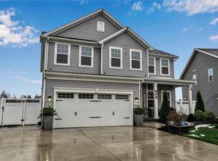 107 Founders Lake Ct, Amherst, NY 14228