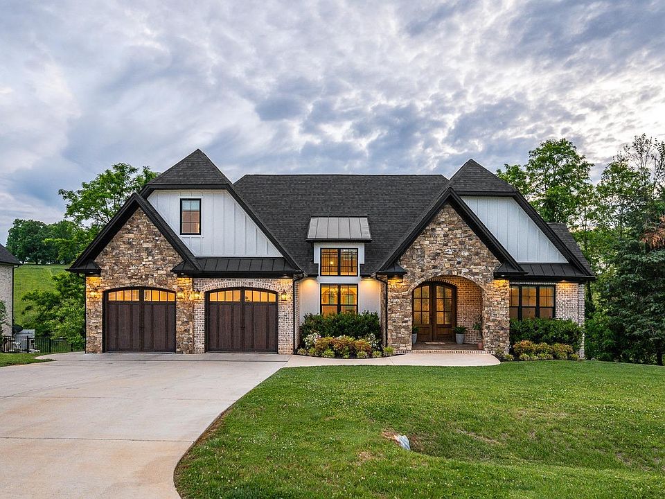 1st image of 1836 Lake Manor Dr
