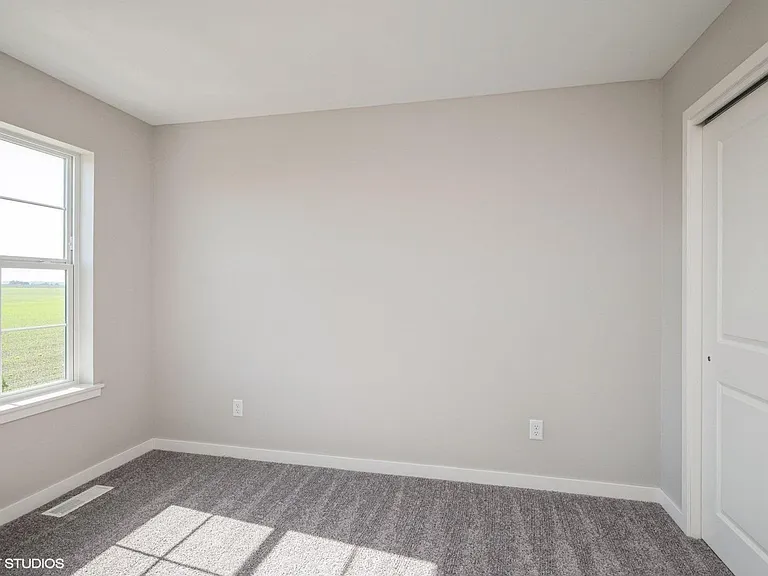 2773 Rookwood Ln — Photo 6