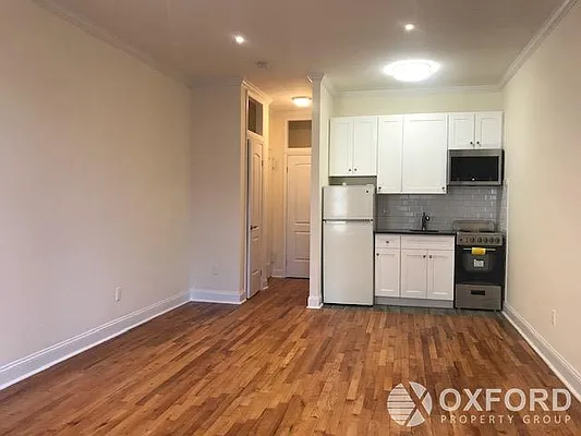 Rented by Oxford Property Group | media 18