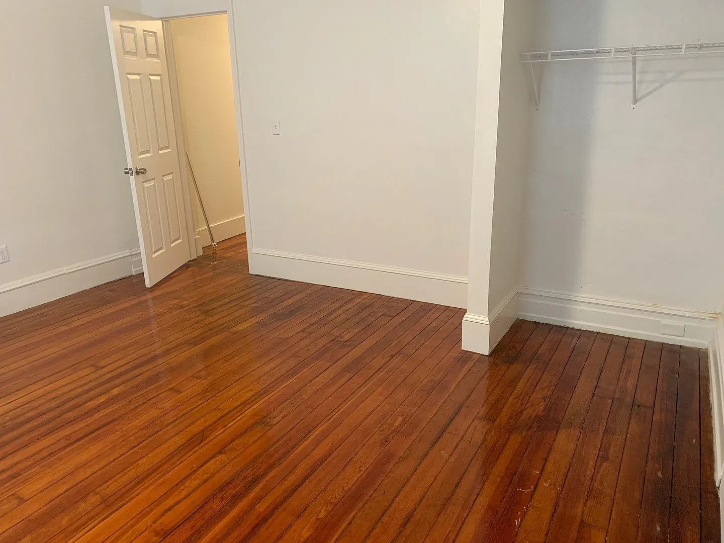 220 E Philadelphia St — Photo 3