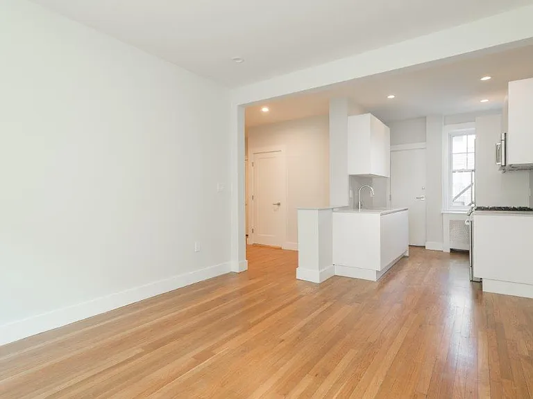 19A Forest St #26 — Photo 3