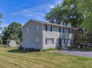 8418 Dorr Rd, Wonder Lake, IL 60097