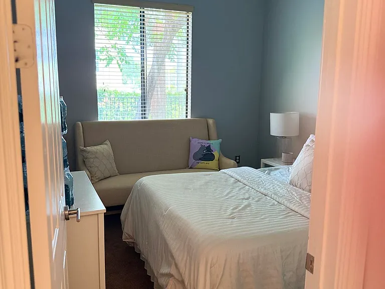 2600 Venetian Dr — Photo 5
