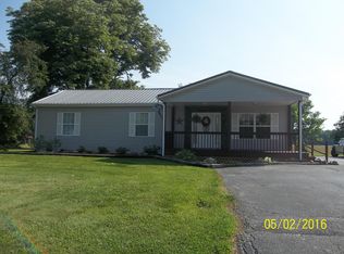 635 Potters Falls Rd, Wartburg, TN 37887