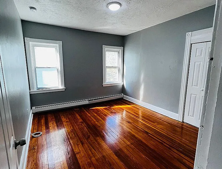 73-75 Moore St #2 — Photo 10