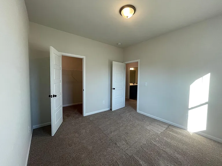 3556 Cavell Ct — Photo 25