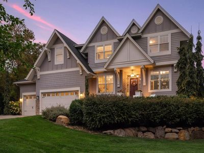 21360 Christmas Ln, Shorewood, MN, 55331