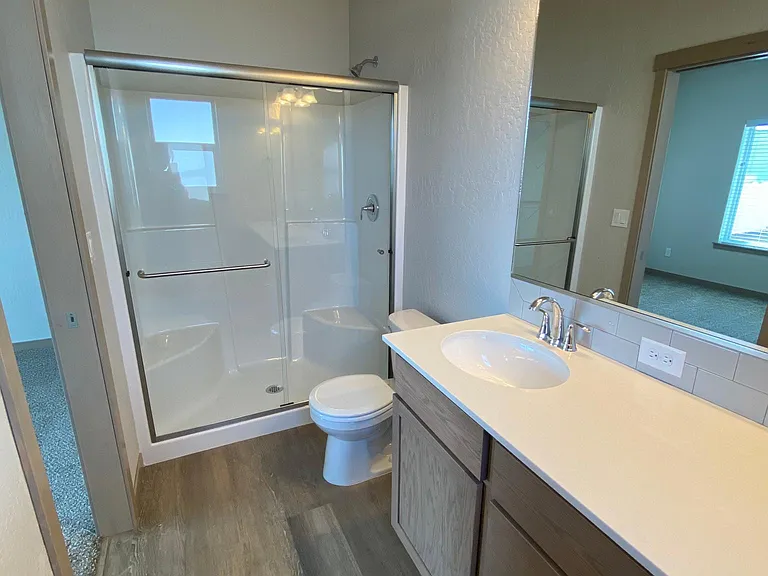 West Meadows Villas — Photo 36