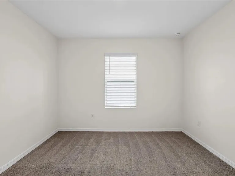 34211 Jasper Stone Dr — Photo 4