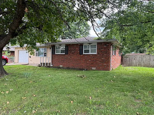 908 S East St Photo 1