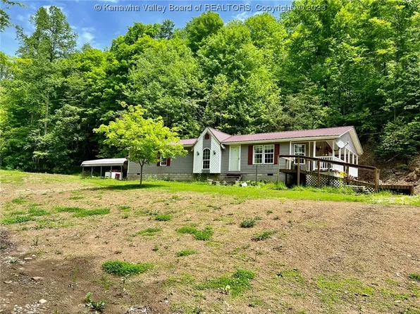 456 Upper Toms Creek Rd, Salt Rock, WV 25559