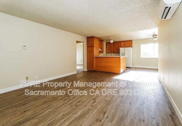 4525 Pennsylvania Ave #B — Photo 3
