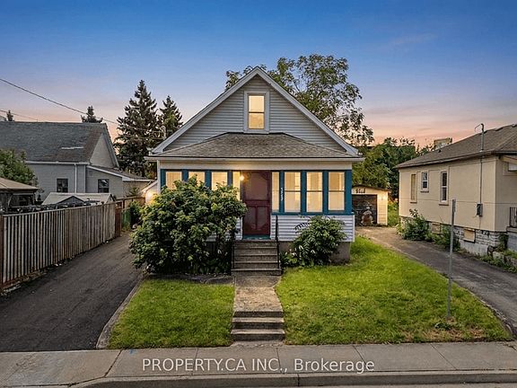 2nd image of 5754 Spring St
