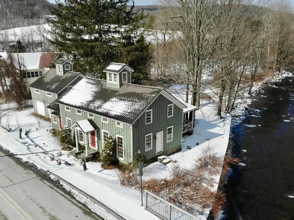 337 Starrucca Creek Rd, Starrucca, PA 18462