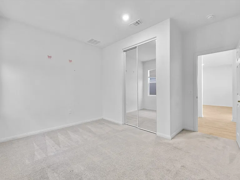 4688 Florence Dr — Photo 12