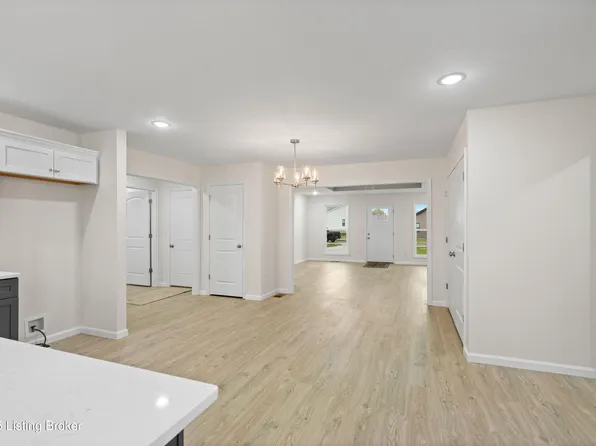 3056 Barlows Brook Rd, Shelbyville, KY 40065