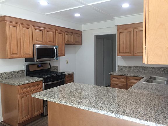 2nd image of 2714 Amanda St APT A