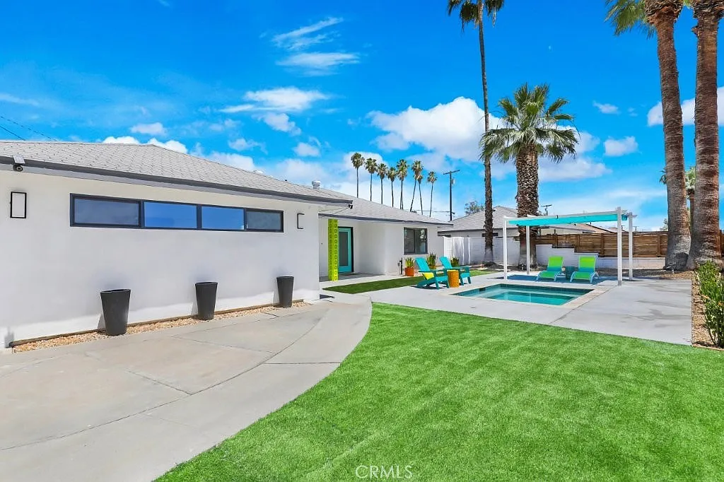 3 bed, 1699 sqft, $3,770 — Photo 4