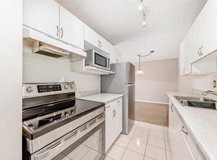 80 W Galbraith Dr SW #10D, Calgary, AB T3E3H2