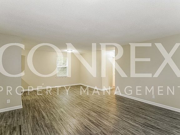 5th image of 534 Roselawn Dr