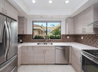 2316 Oakcrest Dr, Palm Springs, CA 92264