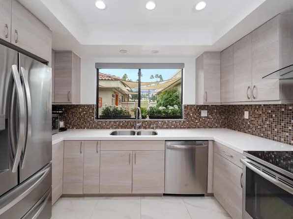 2316 Oakcrest Dr, Palm Springs, CA 92264