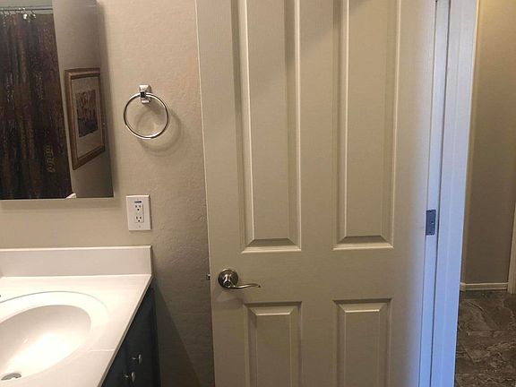 5th image of 2250 E Hazeltine Way