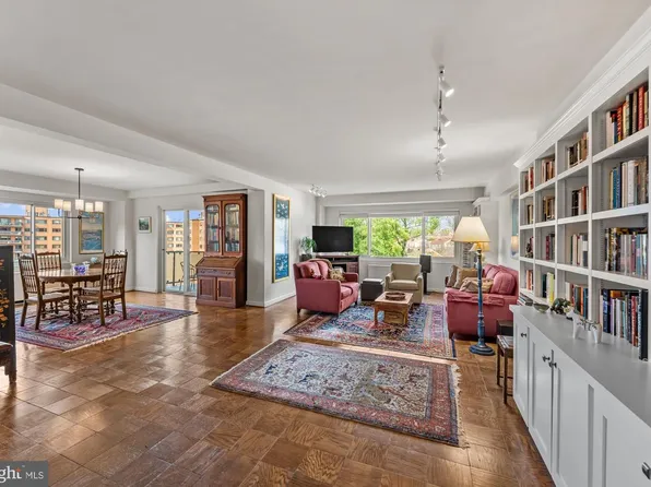 4201 Cathedral Ave NW APT 1124, Washington, DC 20016