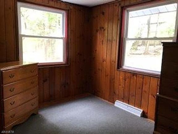 5th image of 106 Sunset Ln