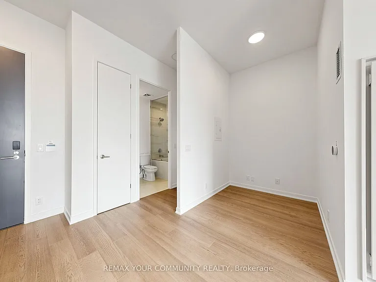 180 Front St E #Penthouse 05 — Photo 17