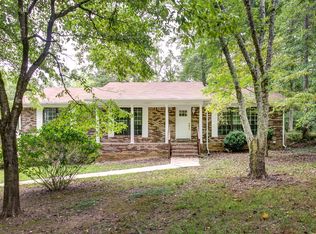 18 Rocky Ln, Trussville, AL 35173