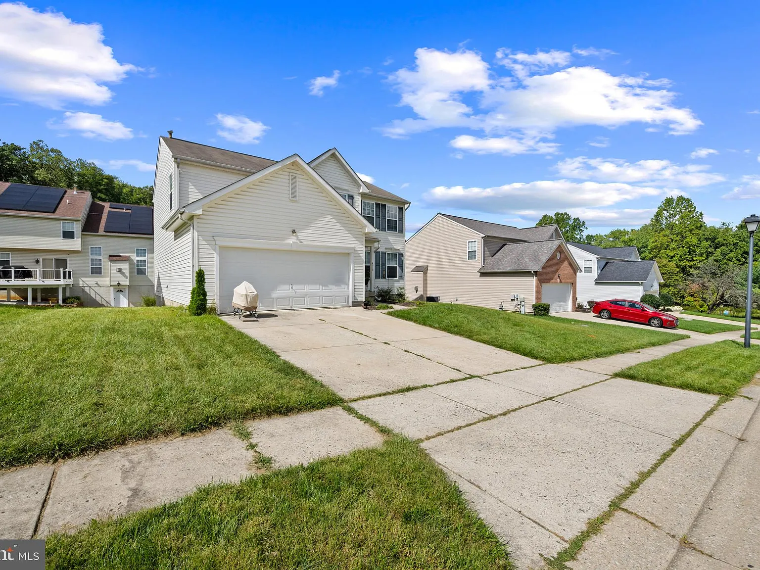 4 bed, 3.5 bath, 2140 sqft, $2,800 — Photo 2