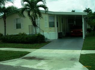 971 SW 113th Way, Davie, FL 33325