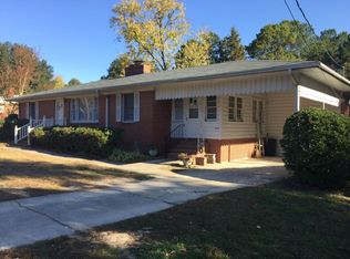 4318 Camelot Dr, Raleigh, NC 27609