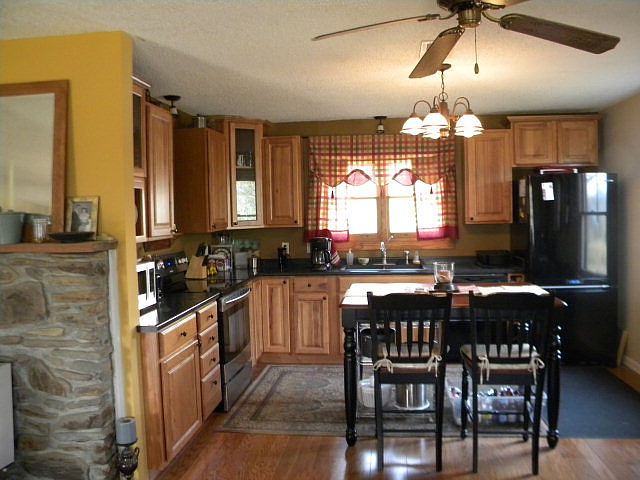 2nd image of 268 White Oak Cir