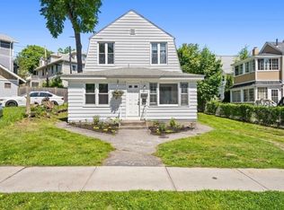 4 Howland Ter #1, Worcester, MA 01602