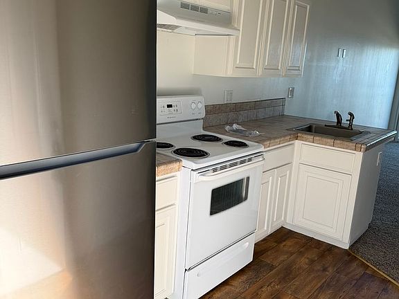 5th image of 3302 Ocean Blvd APT 1