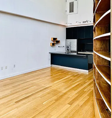 Rented by Compass | media 14