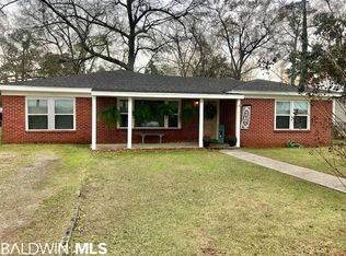 306 E Craig St, Atmore, AL 36502
