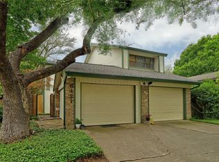 6421 Larmanda St, Dallas, TX 75231