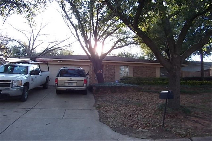 1st image of 2807 Mintwood Pl