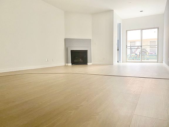 3rd image of 1234 N Las Palmas Ave #309