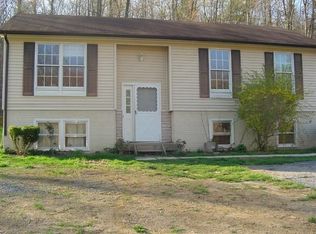 834 Oregon Hollow Rd, Linden, VA 22642
