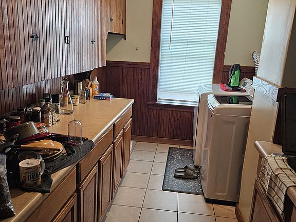5th image of 216 Ingleside Ave #3