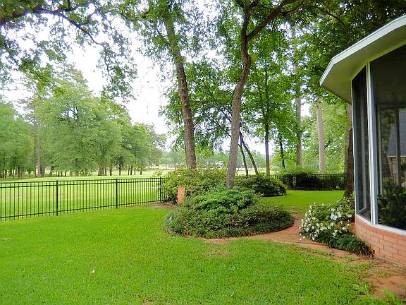 4th image of 153 Dogwood Lakes Cir