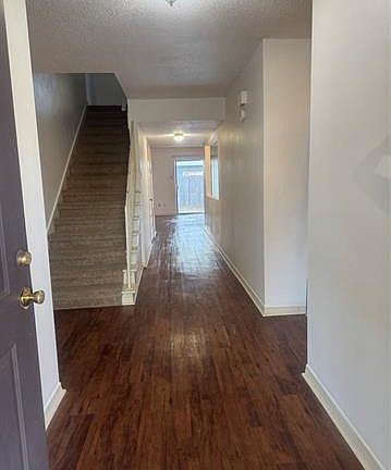 2nd image of 2202 Caswell Ln