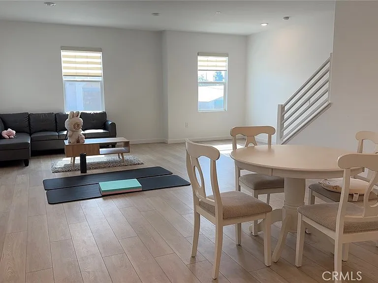 2524 Iconic St — Photo 6